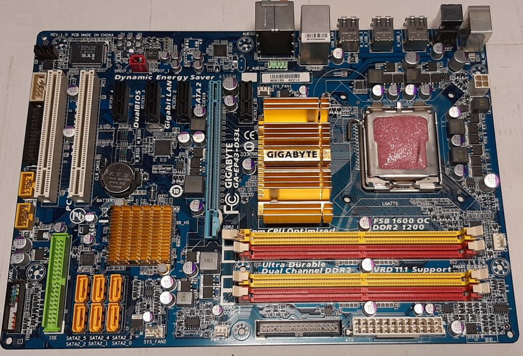 Motherboard Gigabyte GA-EP43-DS3L Socket 775 Intel P43 FSB 1600 DDR2
